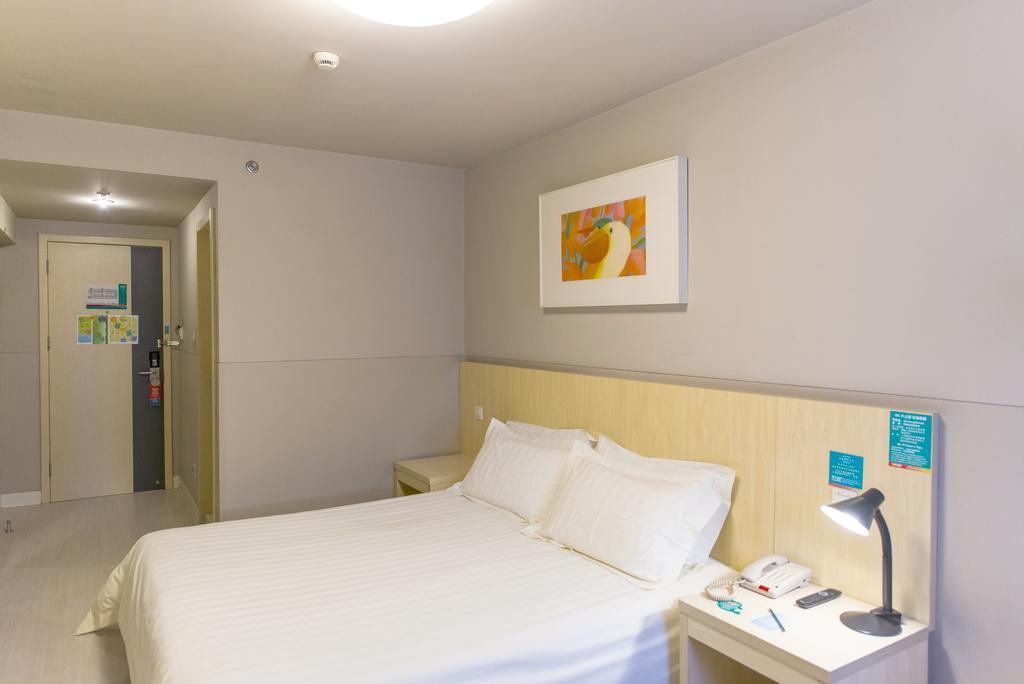 Jingjiang Inn Shanghai Minsheng Road Экстерьер фото