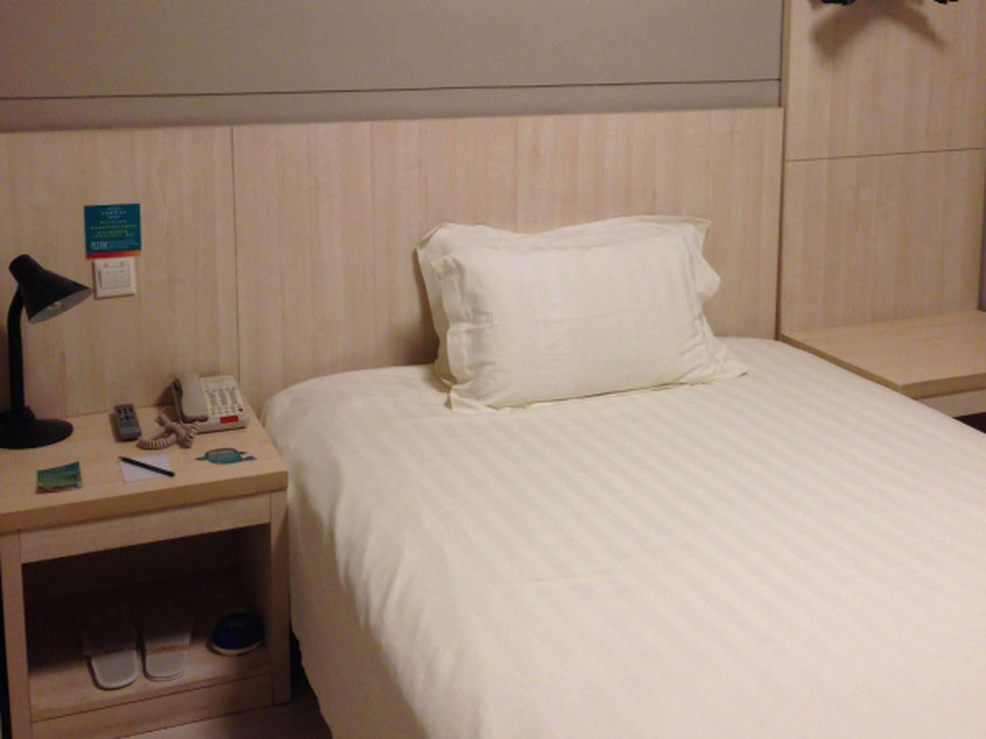 Jingjiang Inn Shanghai Minsheng Road Экстерьер фото